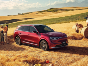 10月美股市场汽车板块总市值达15.2万亿 A股约9900亿