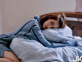 超犀利帥妹!廣告魅力不輸《伍佰》…一秒微笑讓網友心甘情願被收服