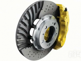 比一辆二手车还贵!碳陶瓷刹车是神器还是智商税?