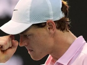 辛纳重返世界第一,但真正收获远不止于此:红土首冠,剑指法网,大发体育助力你的致富之路!