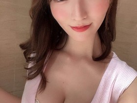 最新推荐!人气巨乳销售王牌《小花暖》精选作品介绍……