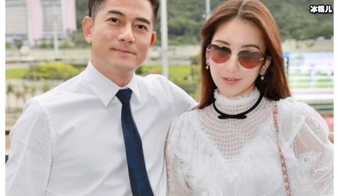 郭富城两岁女儿曝光已经长到外婆腰间，笑容可爱继承妈妈好基因