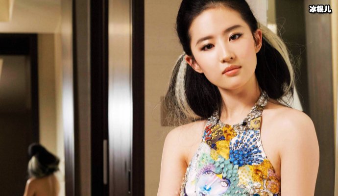 微博之夜刘亦菲明显发福,李冰冰双下巴突出