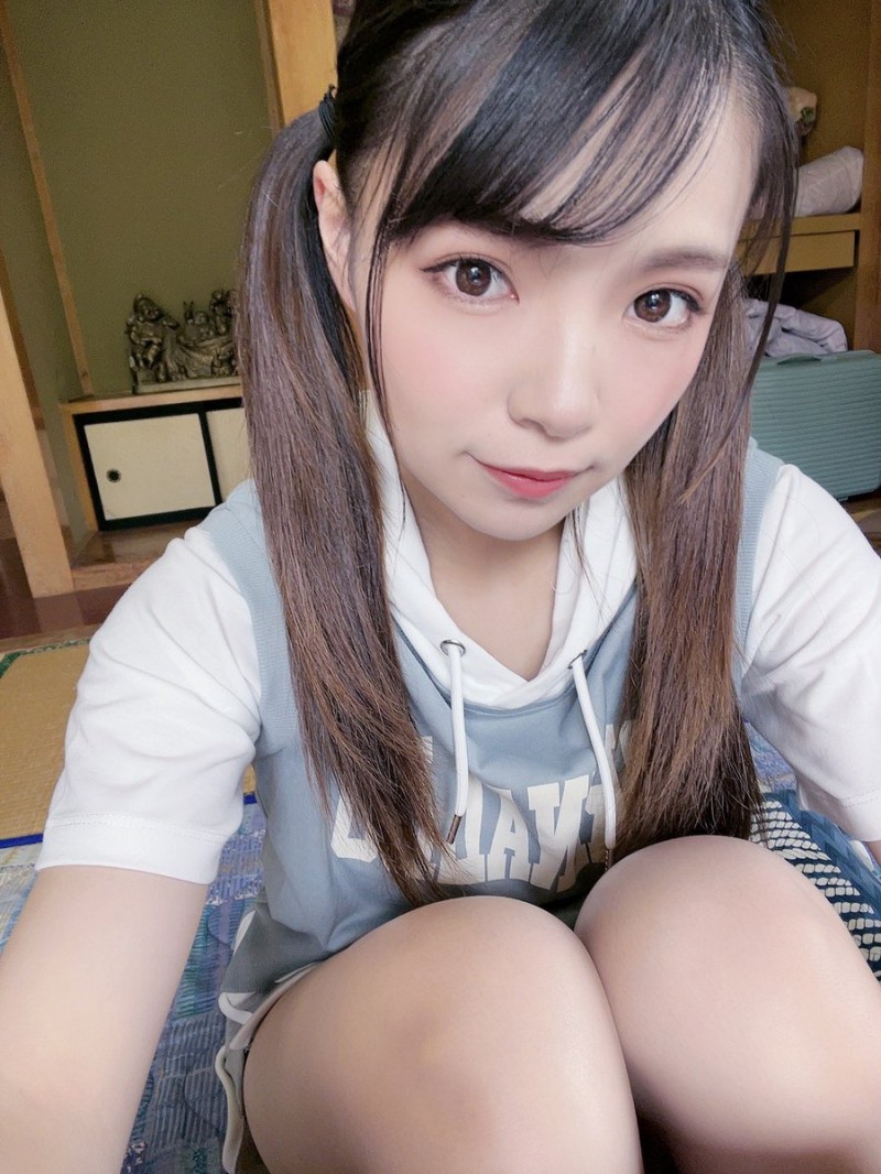 【博狗新闻】鸟乐妃奈(鳥楽ひな)出道作品番号及封面,鸟乐妃奈个人简介