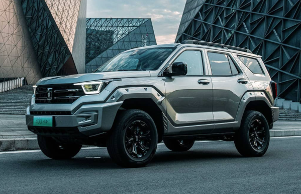 2024款坦克400 Hi4-T试驾:武能越野文能持家