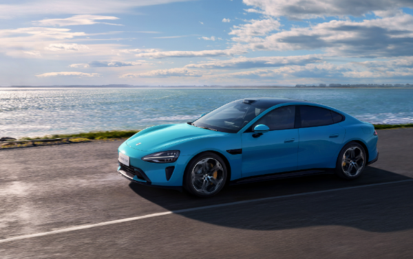 小米回应黄牛伪造证件称2周可提SU7:第三方转单有风险 小米回应黄牛伪造证件称2周可提SU7:第三方转单有风险