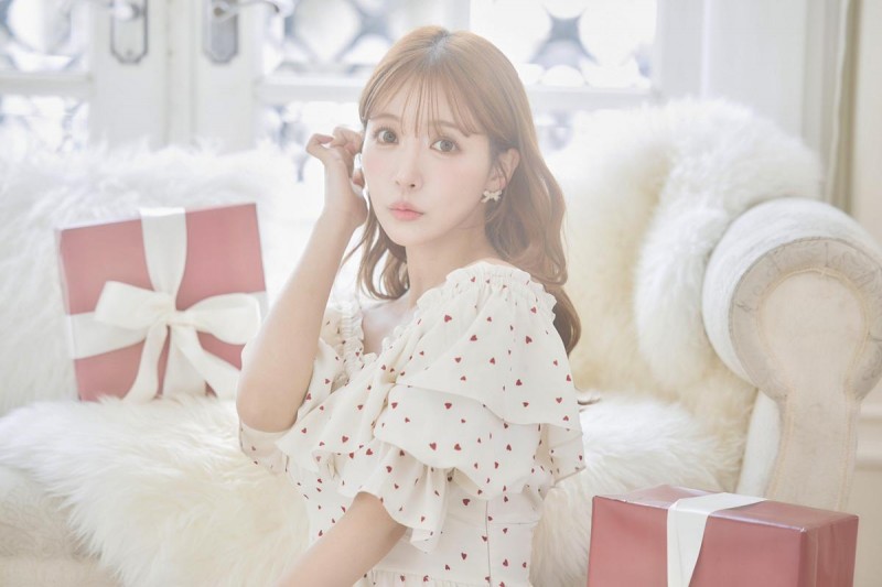 【博狗新闻】14岁破处!三上悠亜(三上悠亚)自爆学校楼梯转角「打野战」下海关键曝光网惊呆