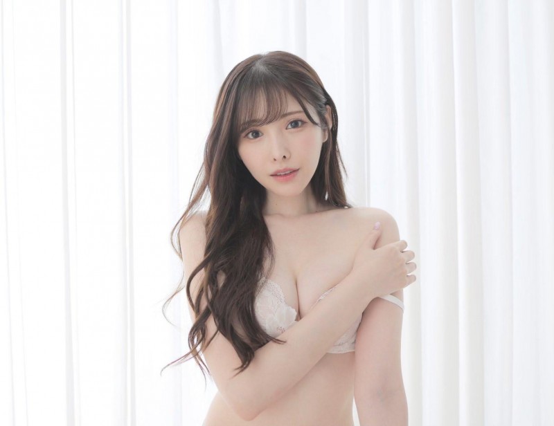 【博狗新闻】自称抖M是个超级被虐狂!「最强美腿」新有菜放话:准备来台湾找老公