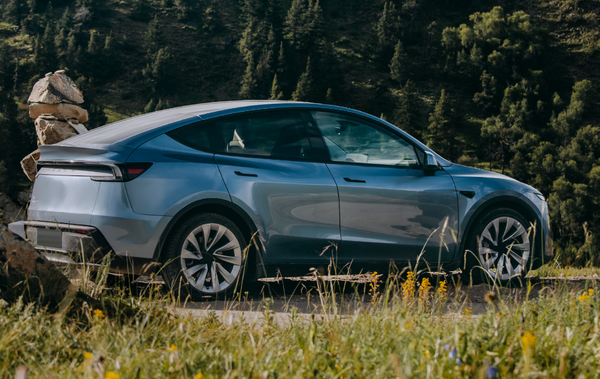 曝特斯拉中国正筹备“简化版”车型 预计于2026年投产 曝特斯拉中国正筹备“简化版”车型 预计于2026年投产