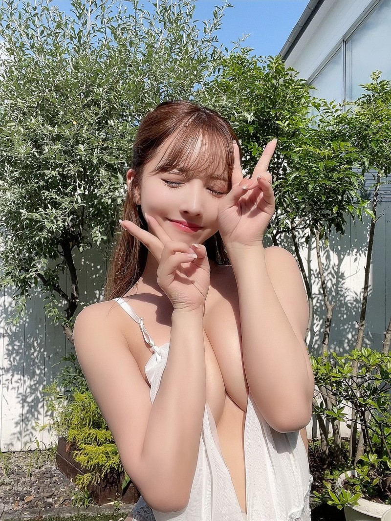 【博狗新闻】「三上悠亚」出道七周年!「性感爆乳」送粉丝福利,宣布自立门户当老板!