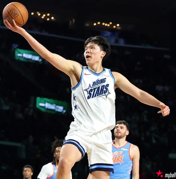 迈博体育 杨翰森战NBA全明星10分2板 里弗斯队不敌安东尼队