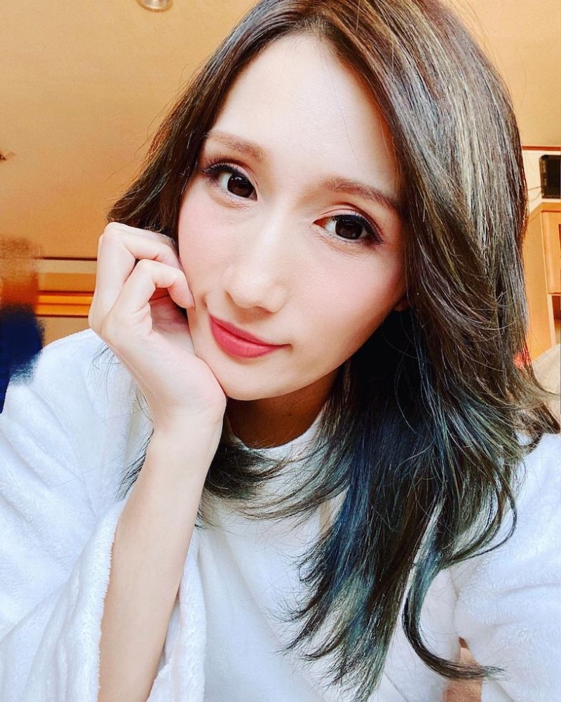 【博狗新闻】发文问「女优JULIA全线飘红的原因」，网狂推「这一点」超实用！