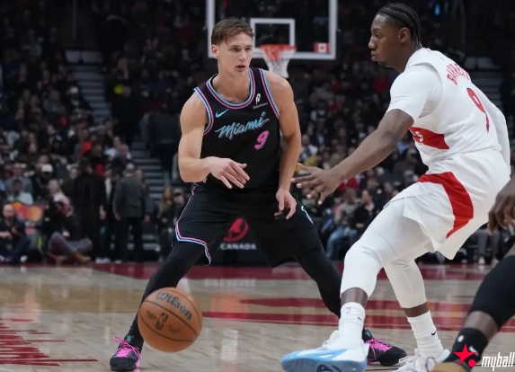 迈博体育 热火惨败猛龙：维金斯24分难救主 巴恩斯全面爆发